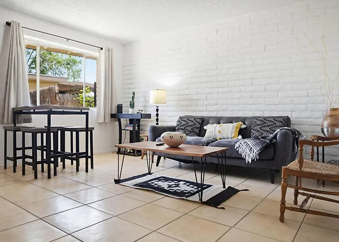 Cozy 2br Near Westgate&stadium, Pet Friendly V2 Glendale