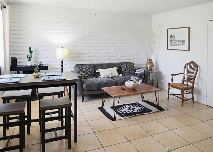 Cozy 2br Near Westgate&stadium, Pet Friendly V2 *