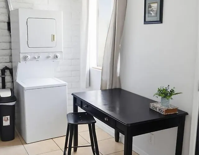 Cozy 2br Near Westgate&stadium, Pet Friendly V2 Apartment Glendale